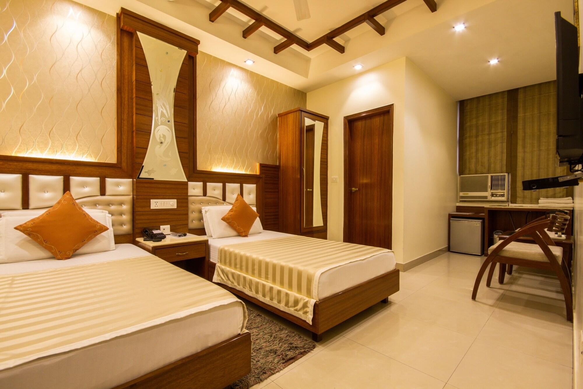 Hotel Aster Inn New Delhi Εξωτερικό φωτογραφία