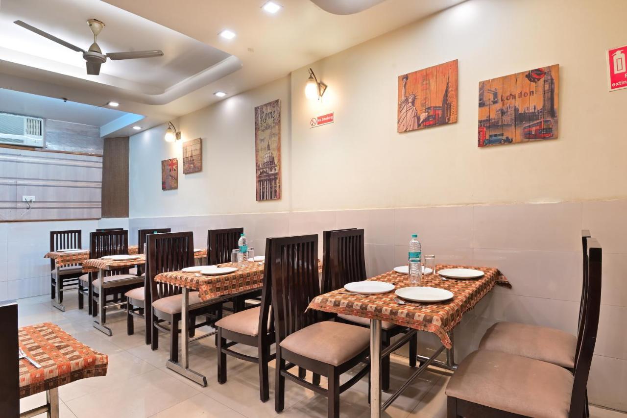 Hotel Aster Inn New Delhi Εξωτερικό φωτογραφία
