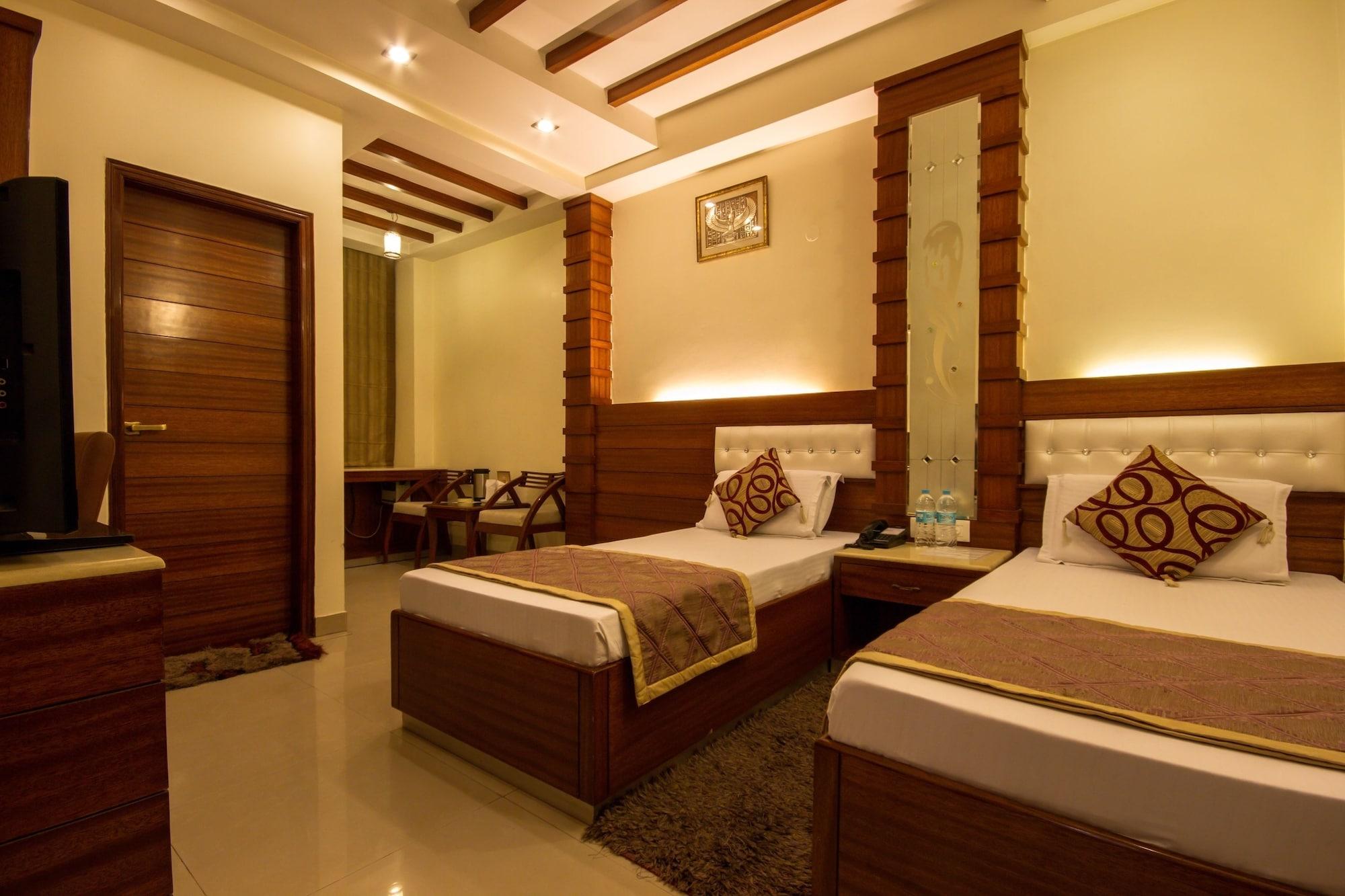 Hotel Aster Inn New Delhi Εξωτερικό φωτογραφία