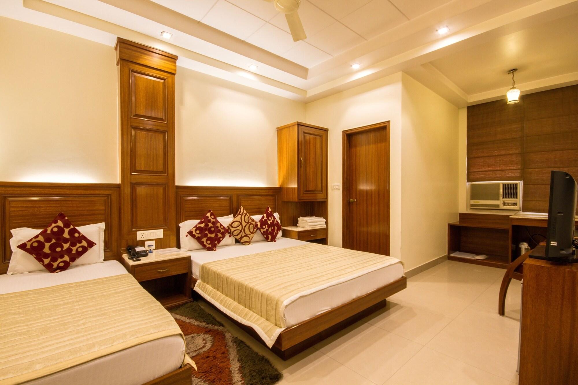 Hotel Aster Inn New Delhi Εξωτερικό φωτογραφία