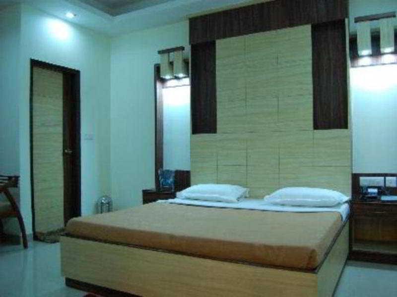 Hotel Aster Inn New Delhi Εξωτερικό φωτογραφία