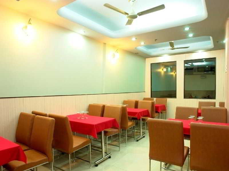 Hotel Aster Inn New Delhi Εξωτερικό φωτογραφία