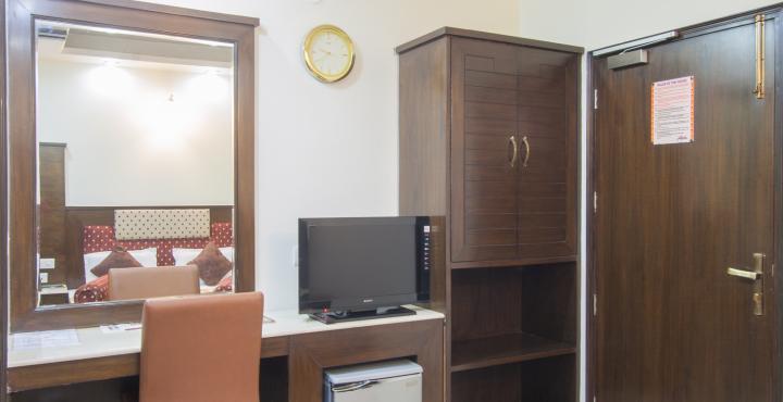 Hotel Aster Inn New Delhi Εξωτερικό φωτογραφία